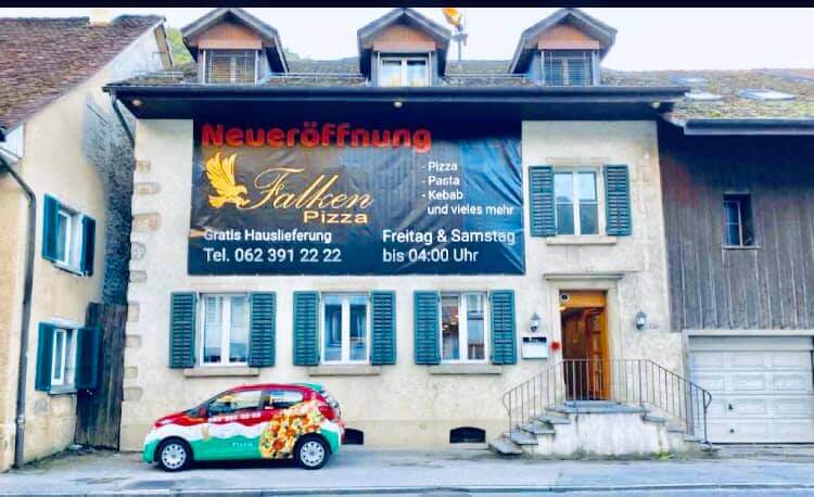 Außenansicht von Falken Pizza in Balsthal